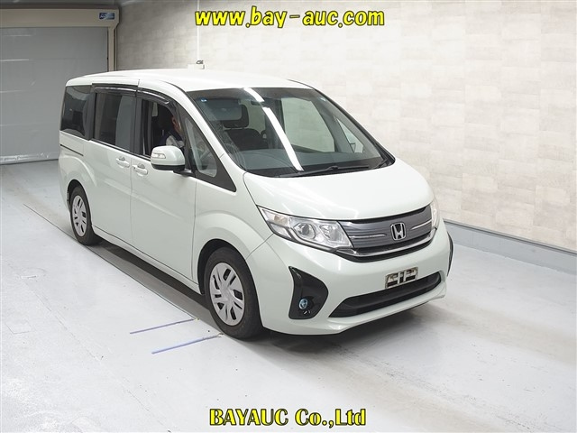 HONDA STEP WAGON 2015