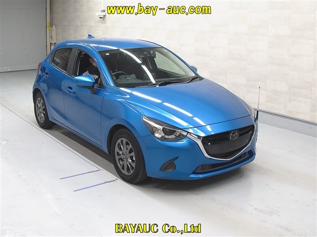 MAZDA DEMIO 2017