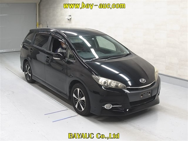TOYOTA WISH 2012