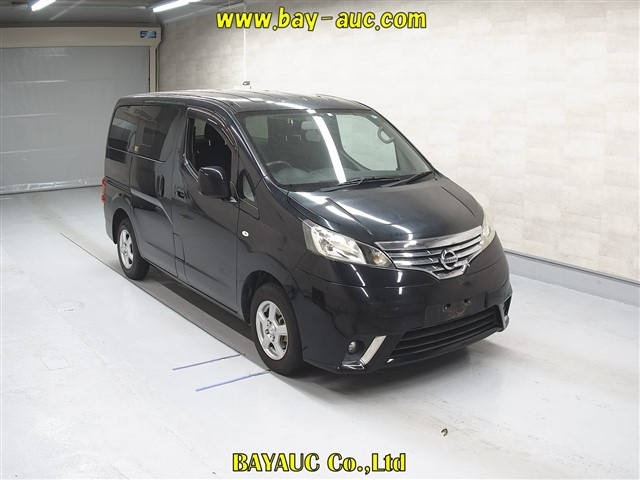 NISSAN NV200 2018