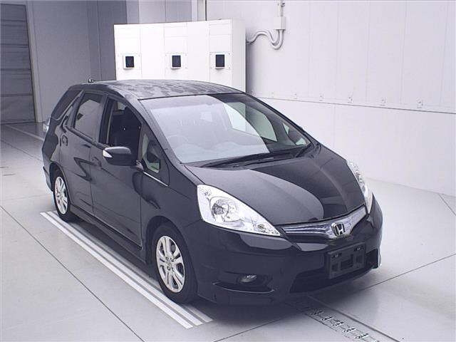 HONDA FIT SHUTTLE