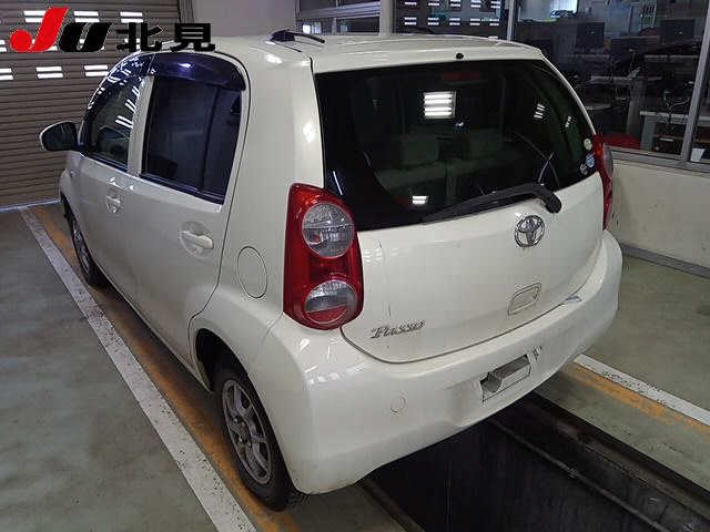 TOYOTA PASSO 2010