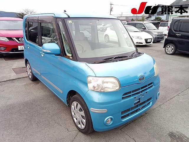 DAIHATSU TANTO 2008
