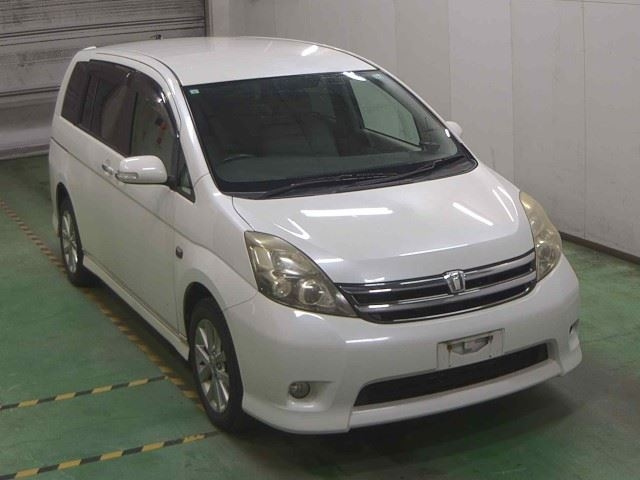 TOYOTA ISIS 2009