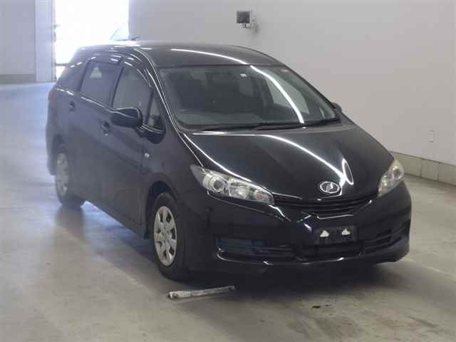 TOYOTA WISH 2012