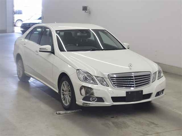 MERCEDES BENZ E CLASS 2010