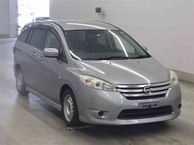 NISSAN LAFESTA