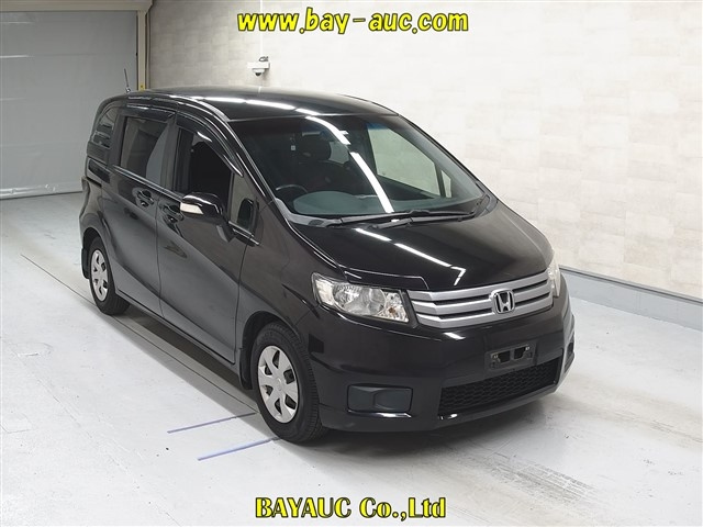HONDA FREED 2012
