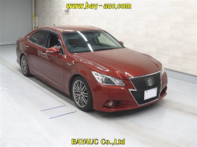 TOYOTA CROWN 2013
