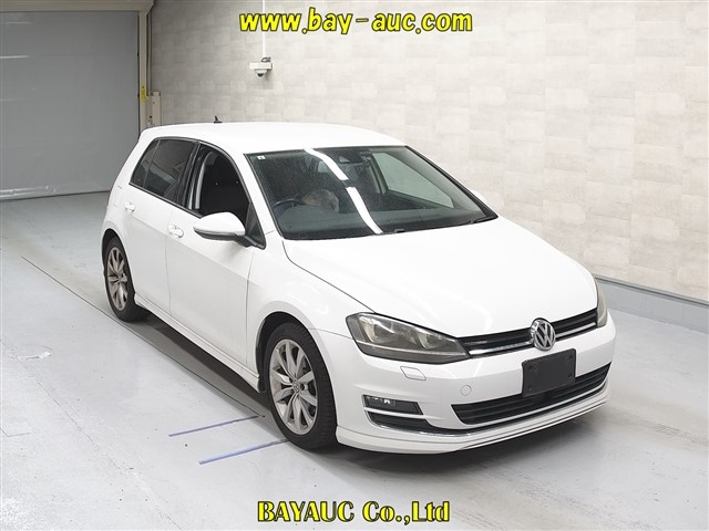 VOLKSWAGEN GOLF 2015
