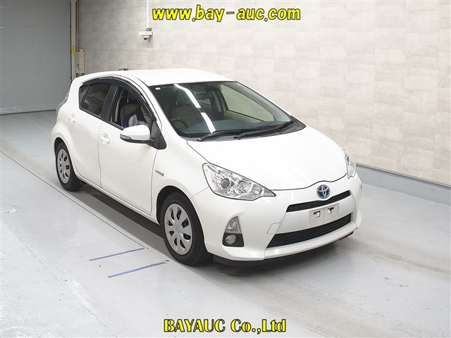 TOYOTA AQUA 2014
