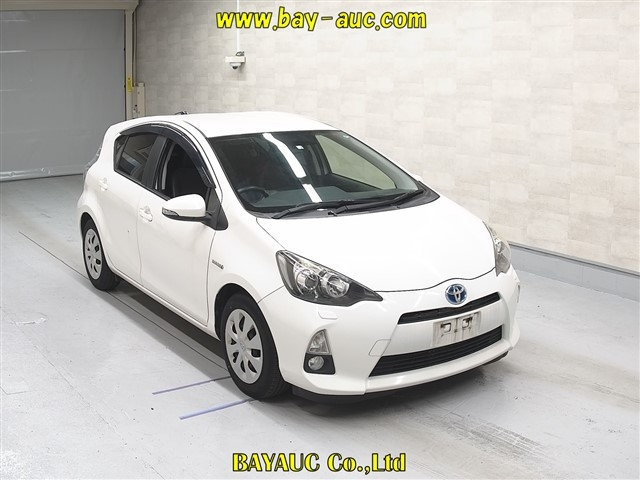 TOYOTA AQUA 2014