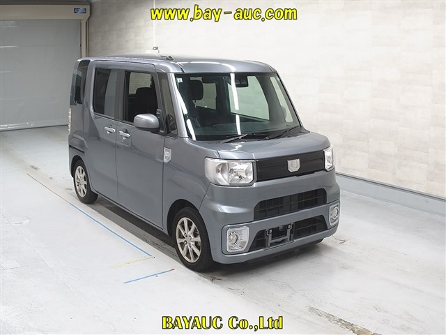 DAIHATSU WAKE