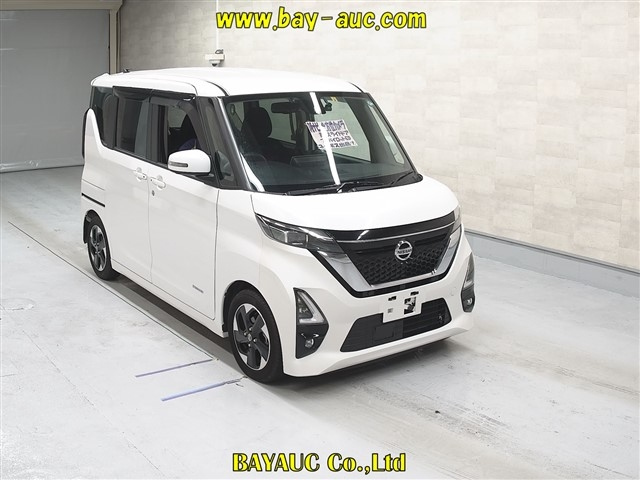 NISSAN ROOX 2022