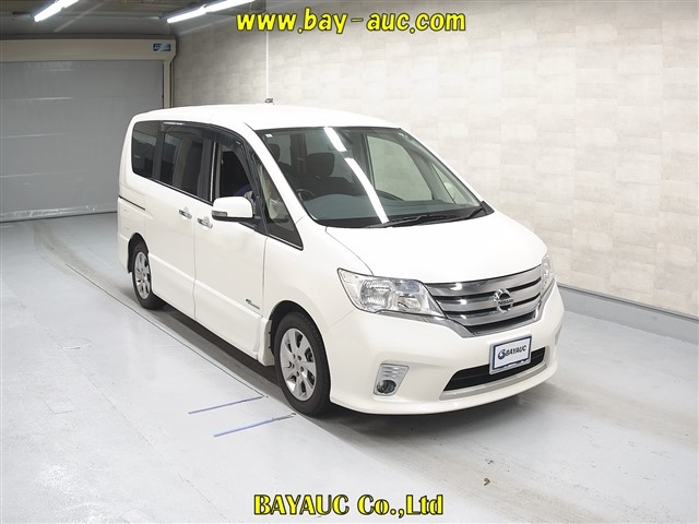 NISSAN SERENA 2013