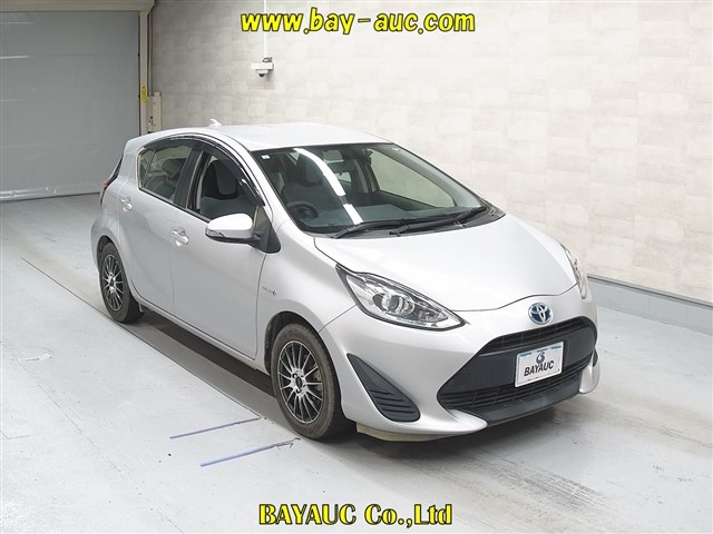 TOYOTA AQUA 2018