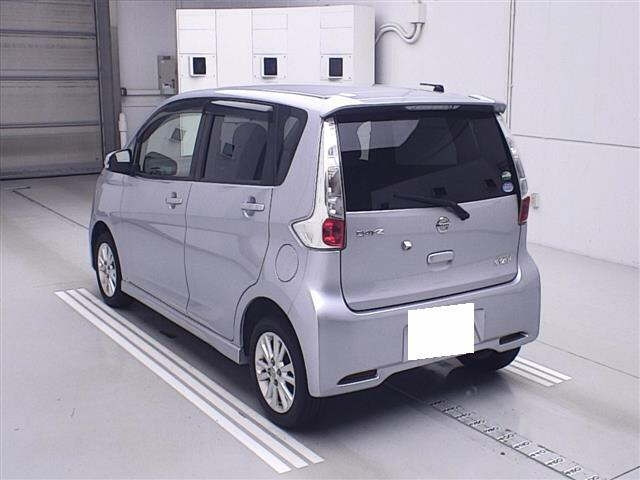 NISSAN DAYZ 2013