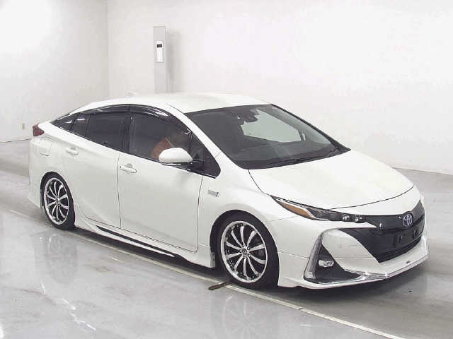 TOYOTA PRIUS PHV 2017