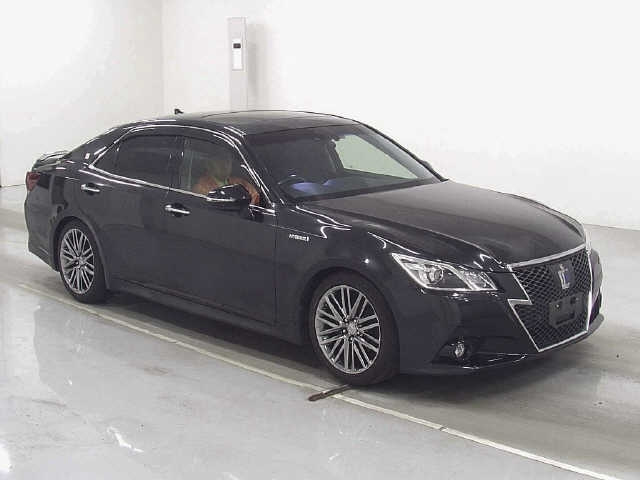 TOYOTA CROWN 2013