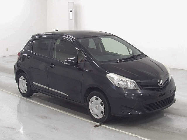TOYOTA VITZ 2014