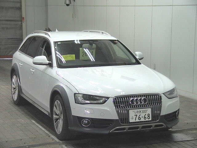 AUDI A4 2014