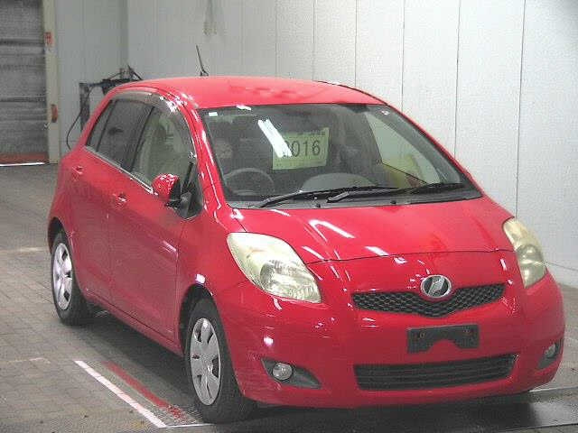 TOYOTA VITZ