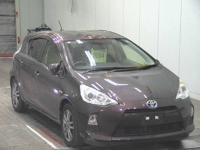 TOYOTA AQUA 2014