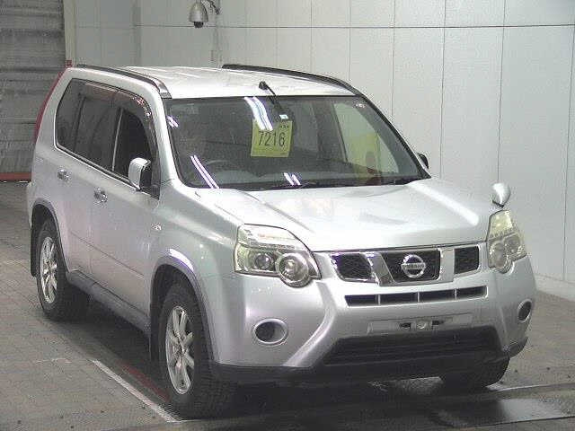 NISSAN X-TRAIL