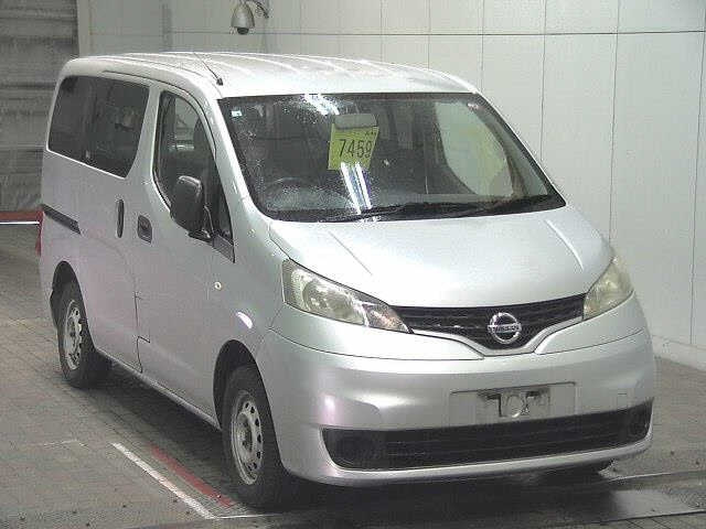 NISSAN NV200 2012