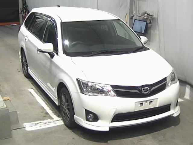 TOYOTA COROLLA FIELDER 2012