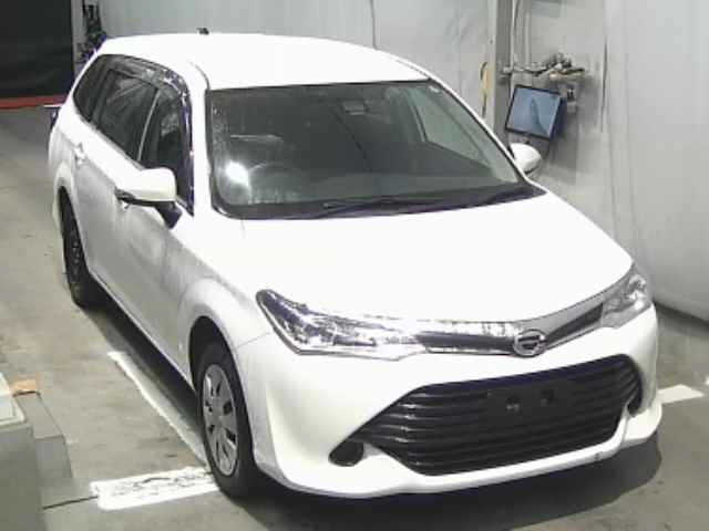 TOYOTA COROLLA FIELDER 2015