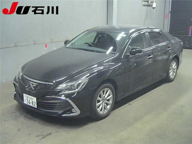 TOYOTA MARK X 2017