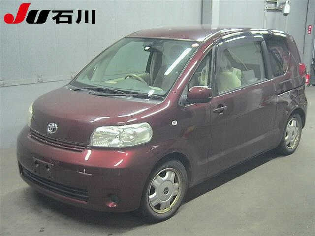 TOYOTA PORTE 2010