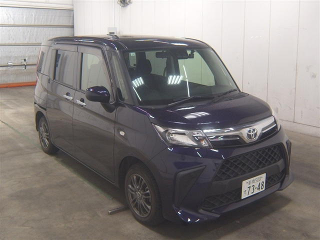 TOYOTA ROOMY 2020