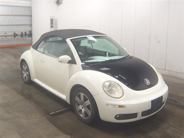 VOLKSWAGEN NEW BEETLE