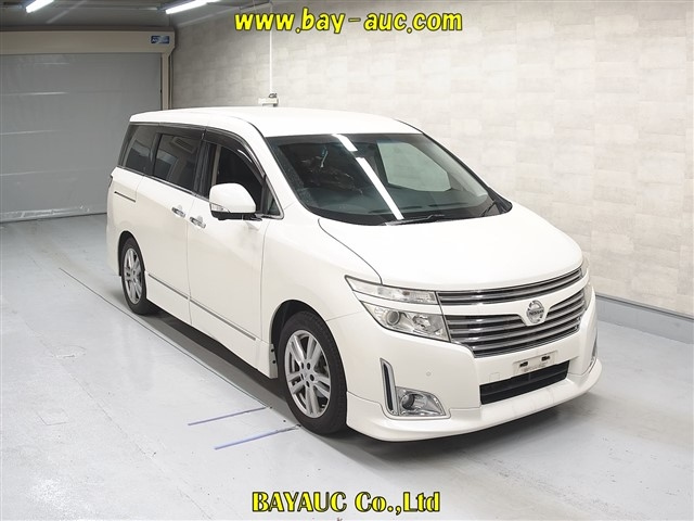 NISSAN ELGRAND 2010