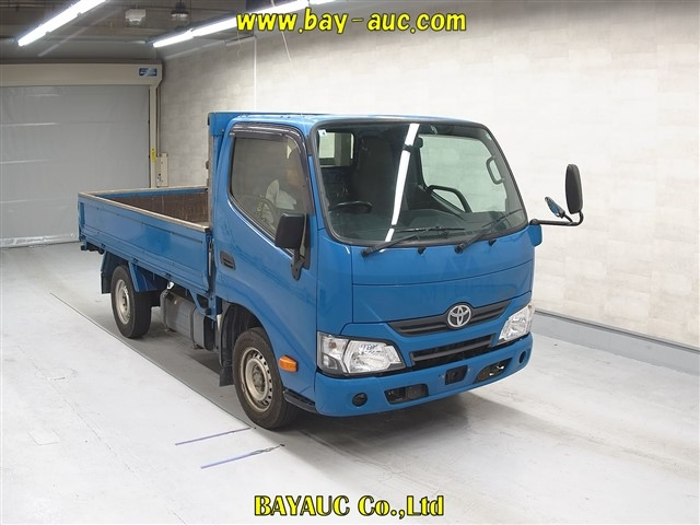 TOYOTA DYNA