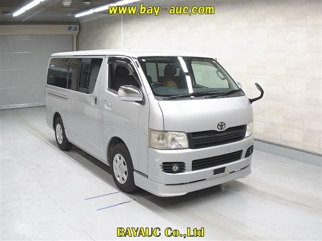 TOYOTA REGIUS ACE VAN