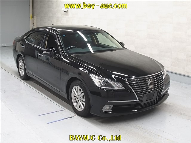 TOYOTA CROWN 2013