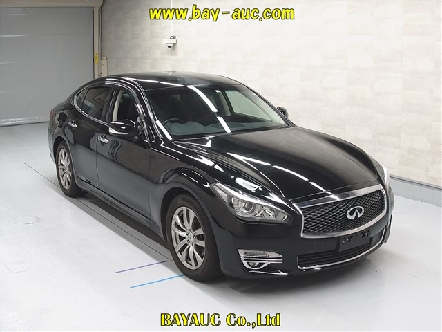 NISSAN FUGA