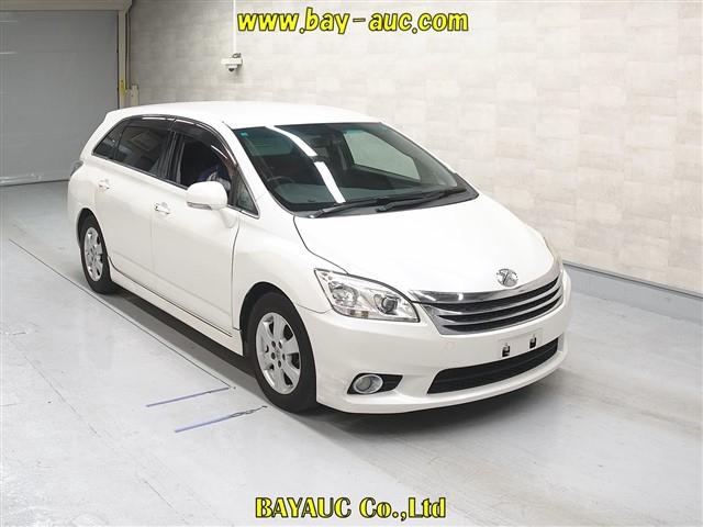 TOYOTA MARK X ZIO