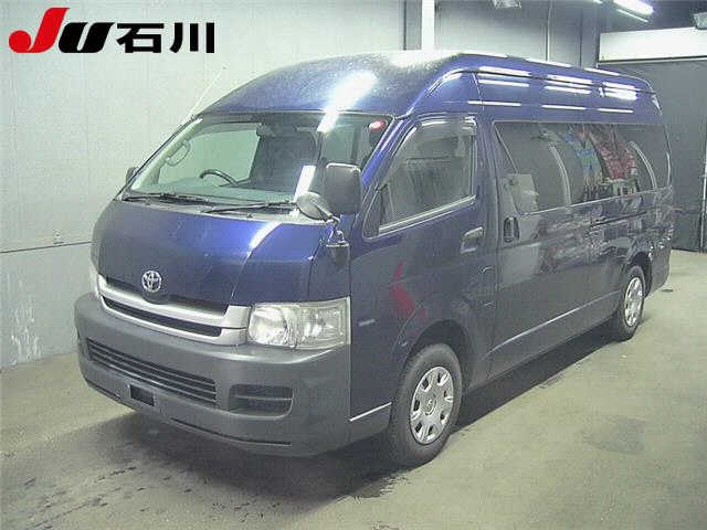 TOYOTA HIACE 2009