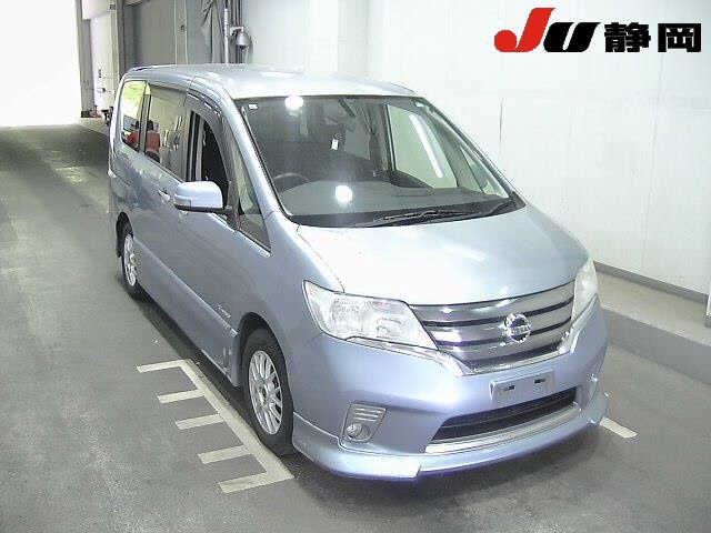 NISSAN SERENA 2013
