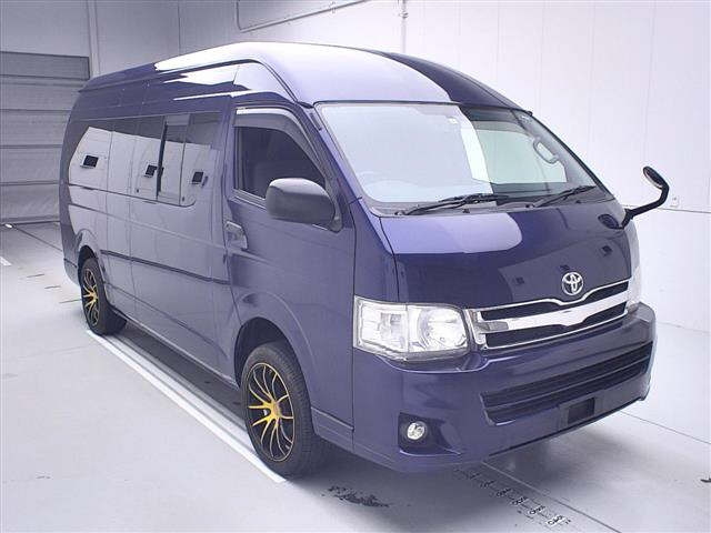 TOYOTA HIACE VAN 2012