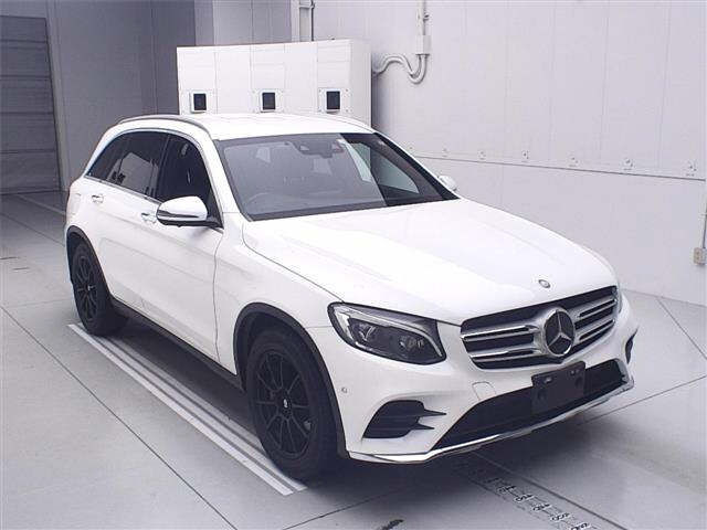 MERCEDES BENZ GLC CLASS 2016