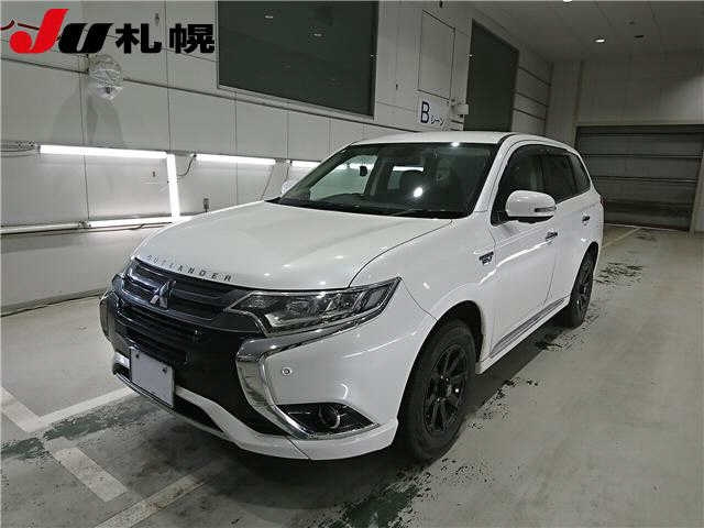 MITSUBISHI OUTLANDER PHEV 2016