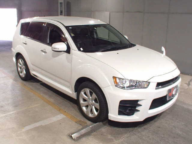 MITSUBISHI OUTLANDER 2011