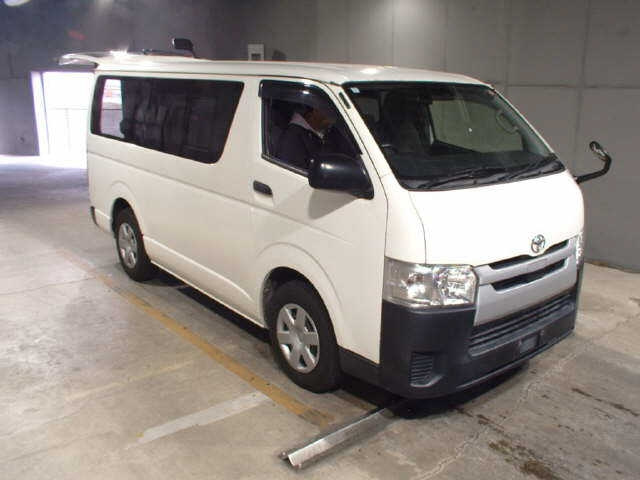 TOYOTA REGIUS ACE VAN 2018