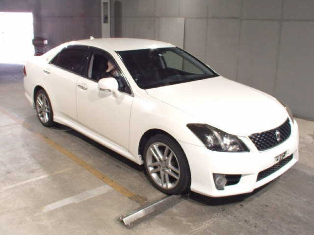 TOYOTA CROWN 2012