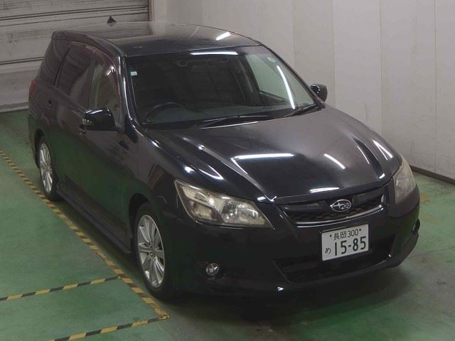 SUBARU EXIGA 2012
